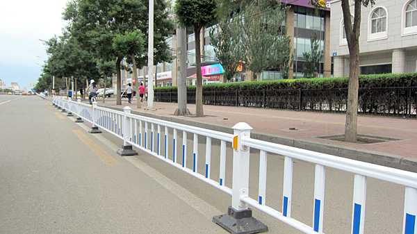 道路護欄