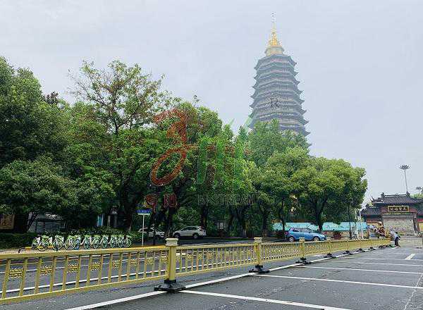 隔離護(hù)欄形式設(shè)計(jì)的三個考慮因素 隔離護(hù)欄